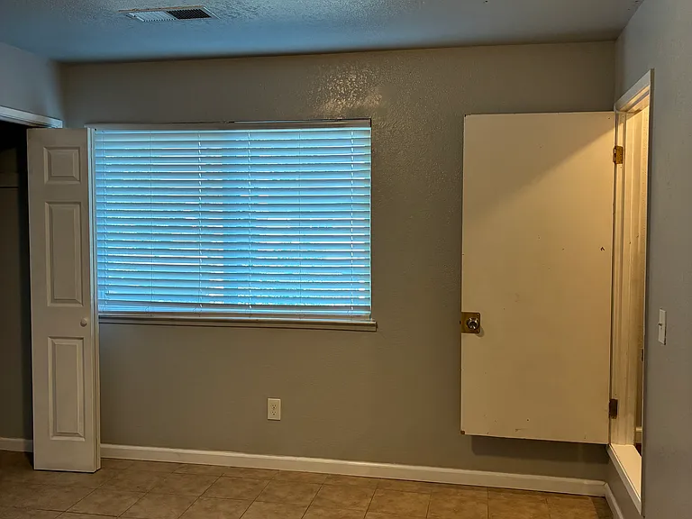 1715 W North Bear Creek Dr #A — Photo 34