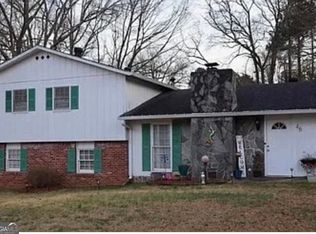 46 W Wedgewood Cir, Newnan, GA 30263