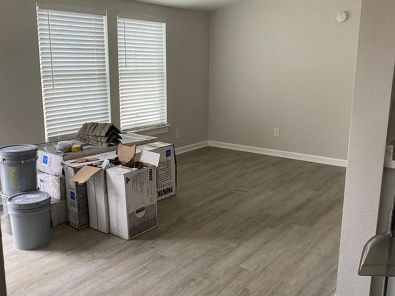1487 Pine St — Photo 5
