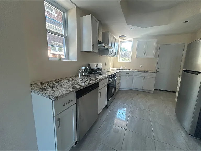 14-1 Parkland Pl — Photo 9
