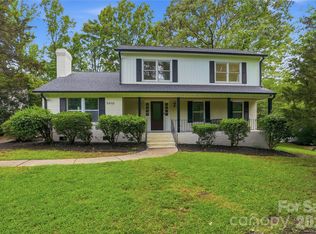 5910 Grosner Pl, Charlotte, NC 28211