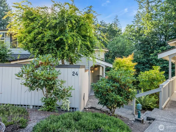 15800 Village Green Drive #24, Mill Creek, WA 98012