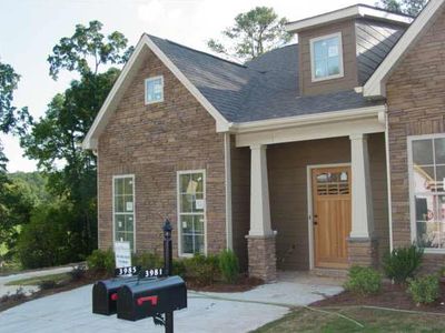 3985 River Pointe Ln, Birmingham, AL, 35216