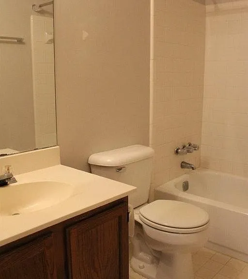 2931 Lexington Trace Dr SE — Photo 5