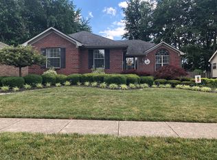 10522 Charleswood Rd, Louisville, KY