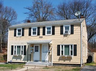 41-43 Ridgeview Cir, New London, CT 06320