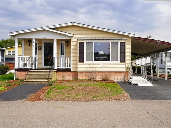 1 Forest Ln #225, Attleboro, MA 02703