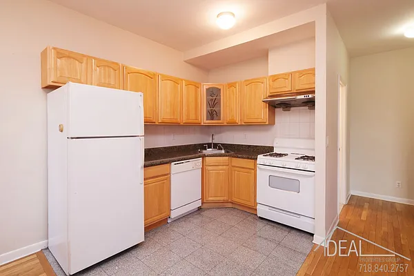 Rented by Ideal Properties Group | media 6