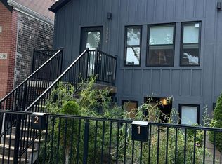 1234 W 32nd Pl #2, Chicago, IL 60608