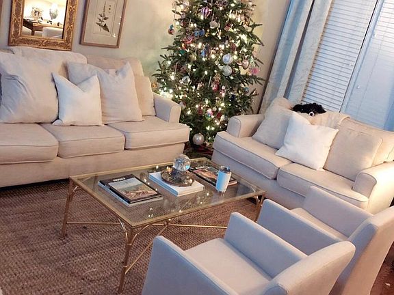 Living Room (view 2)