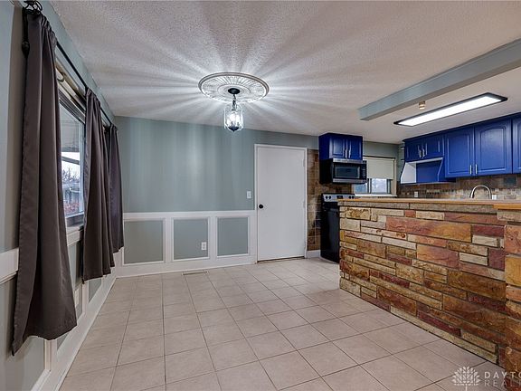 5th image of 2077 Norway Dr