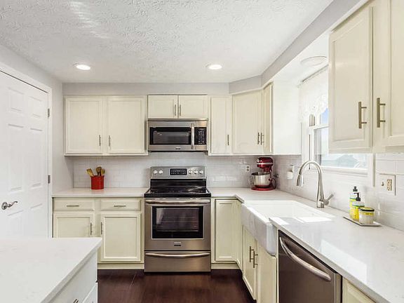 4th image of 4129 Sequoia Ave