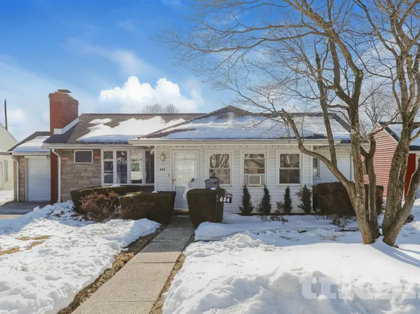 684 Austin Dr, Fairless Hills, PA 19030