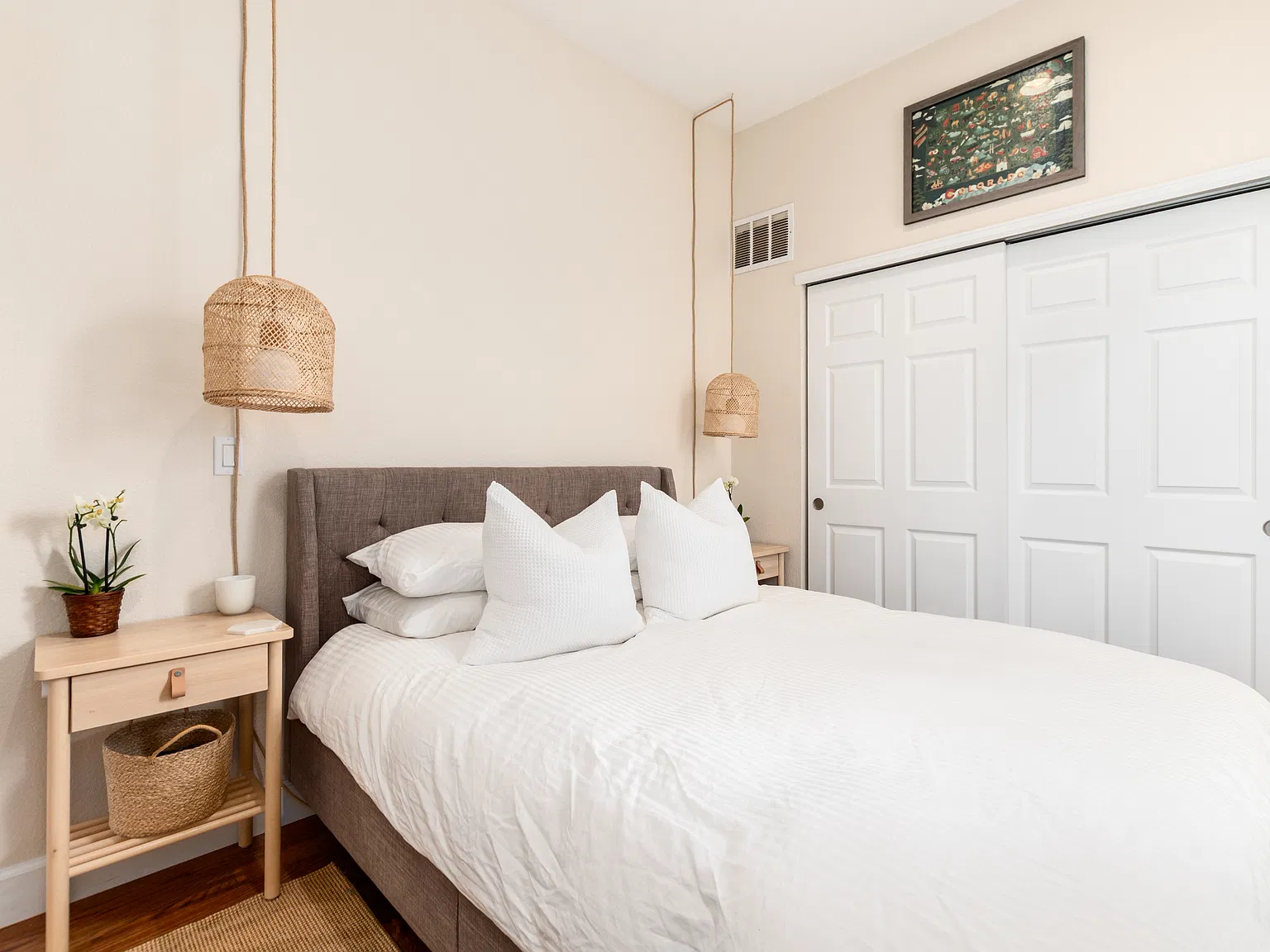 2 bed, 1132 sqft, $2,600 — Photo 2