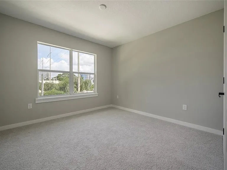 4402 W Gray St #1 — Photo 37