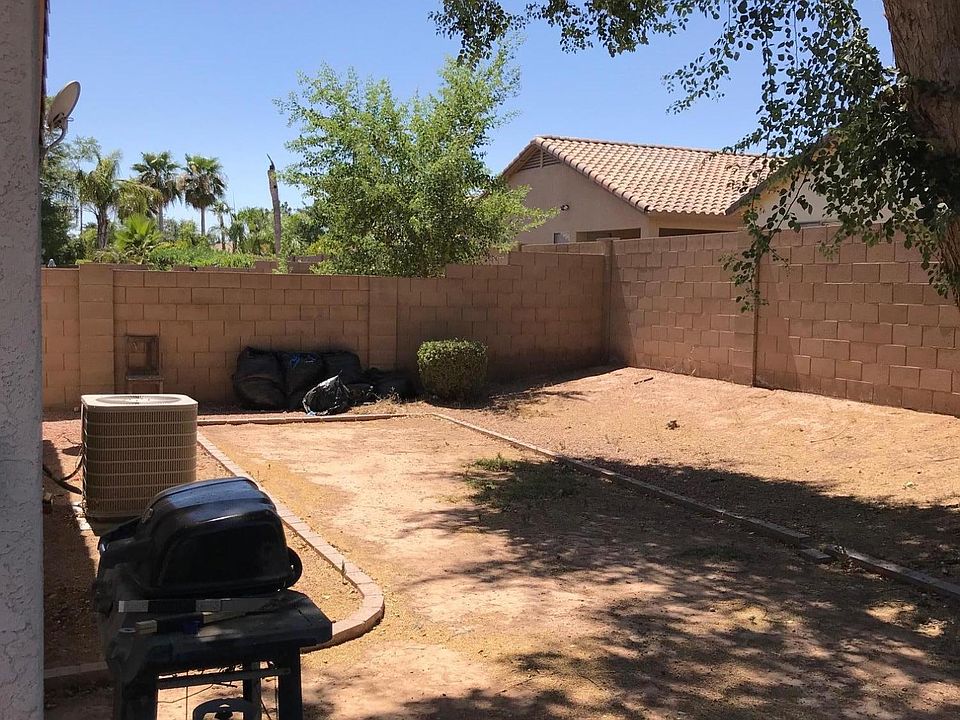 2nd image of 12618 W Estero Ln