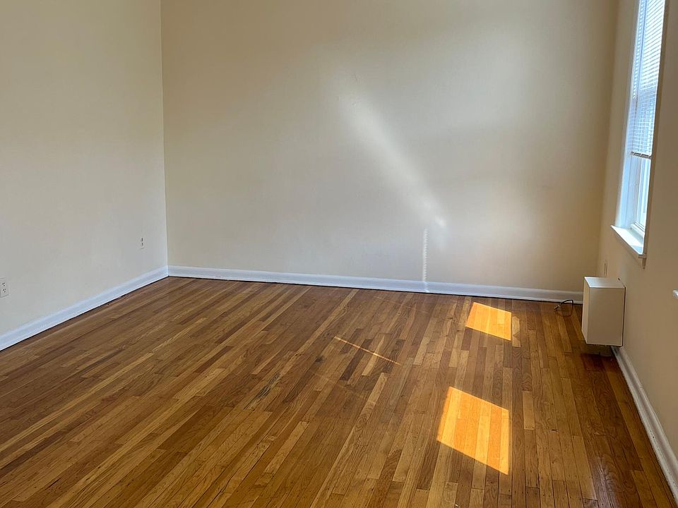 1st image of 1137 Lombard St #2F