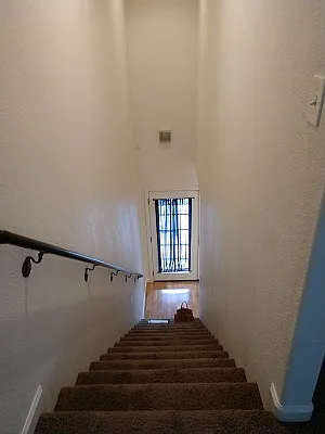 1407 N Cherry St — Photo 22