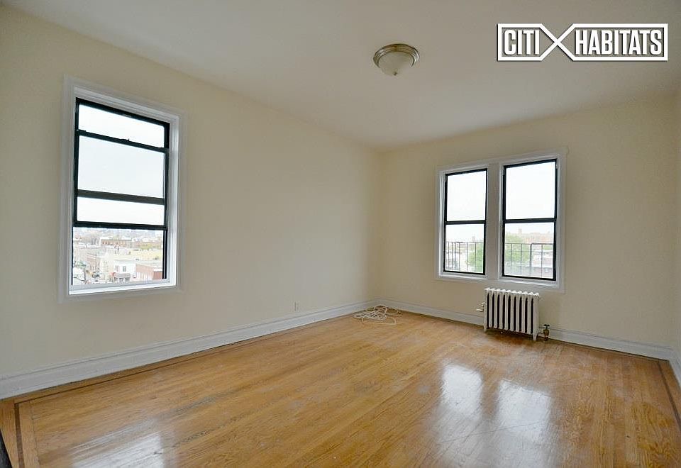 1st image of 3206 47th St #6C