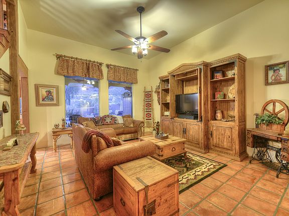 5th image of 5926 E CHUPAROSA Place