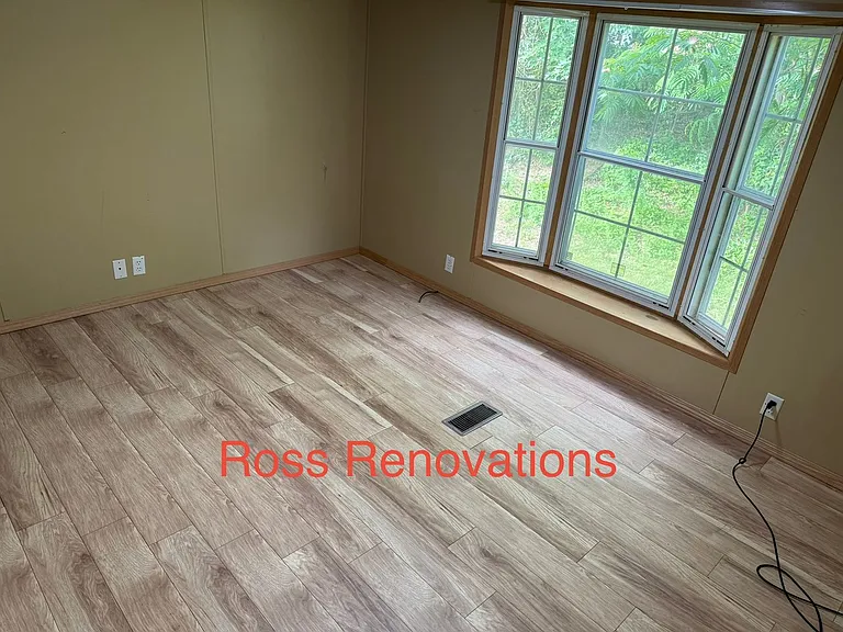 1644 Jenkins Ln — Photo 3