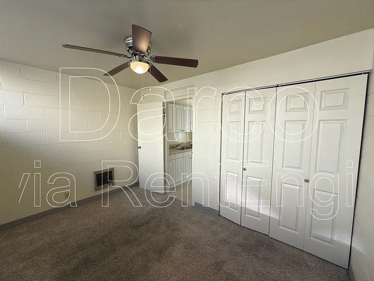 Olive Terrace Apartments — Photo 8