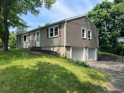 31 Meadow Rd, Ware, MA, 01082