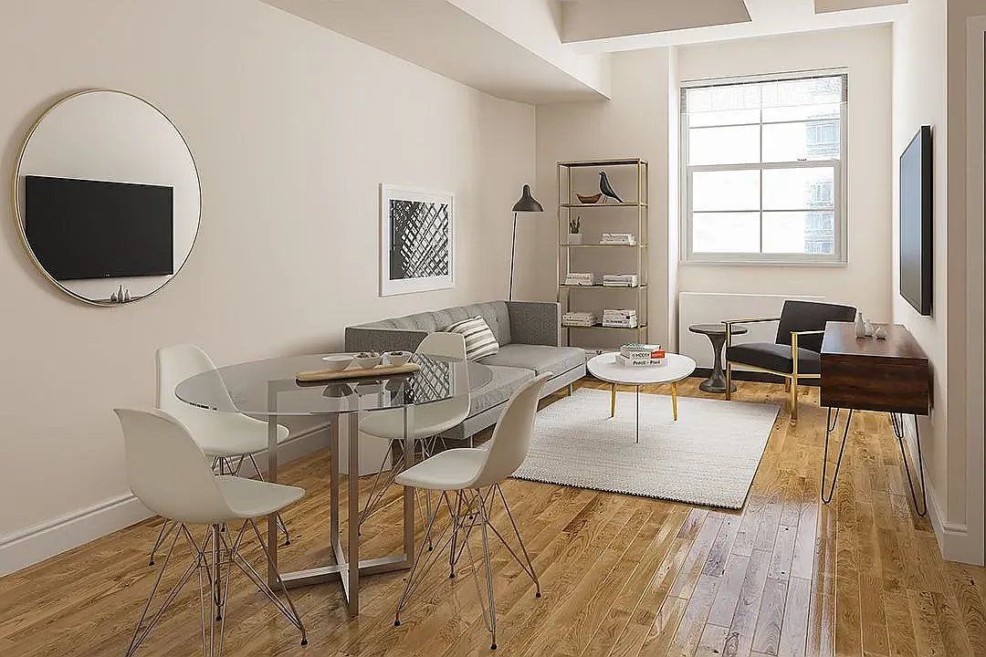 21 West Street — Photo 1