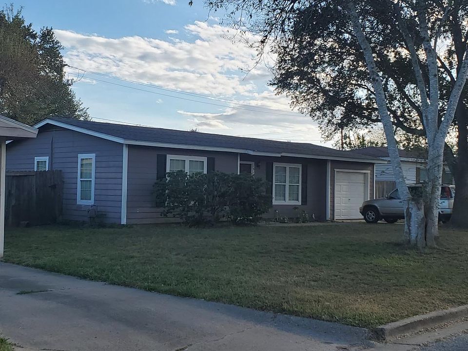 1st image of 1518 E Corpus Christi St