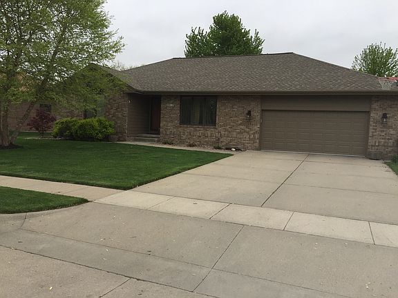 2nd image of 2417 Phelps Ave