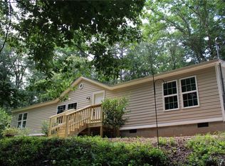 128 Somerset Pl, Dahlonega, GA 30533