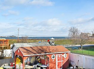 67 Iroquois Rd, Stamford, CT 06902