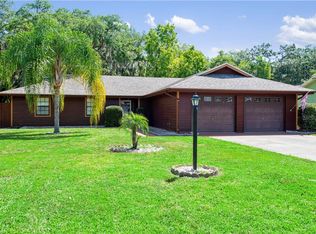 5030 Forestgreen Dr E, Lakeland, FL 33811