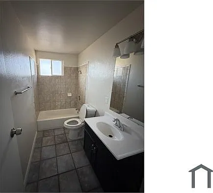 536 W Century Blvd #2 — Photo 6
