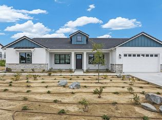 1216 Stonemark Pl #1, Vista, CA 92081