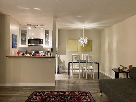 5th image of 424 Orange St APT 209