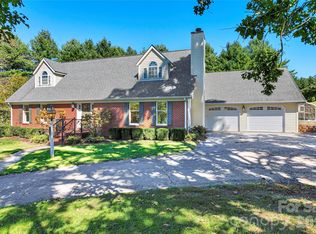 618 Windover Dr, Brevard, NC 28712