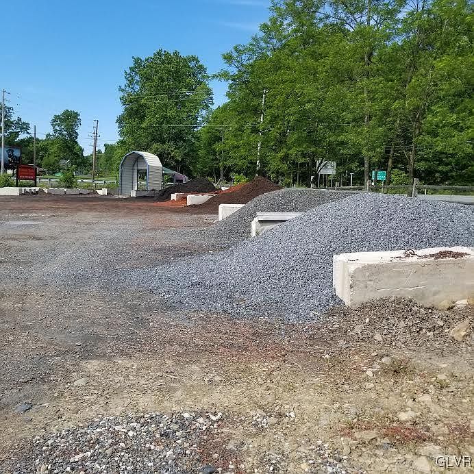 2nd image of 59 Lake Minsi Dr