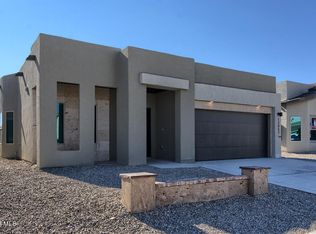920 Mormon Tea Dr, Socorro, TX 79927