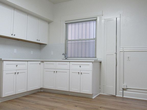 2nd image of 1290 2nd Ave #B
