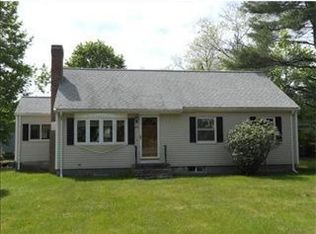 434 South St, Plainville, MA 02762