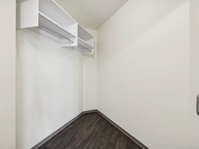 1922 N Milwaukee Ave #506 — Photo 4