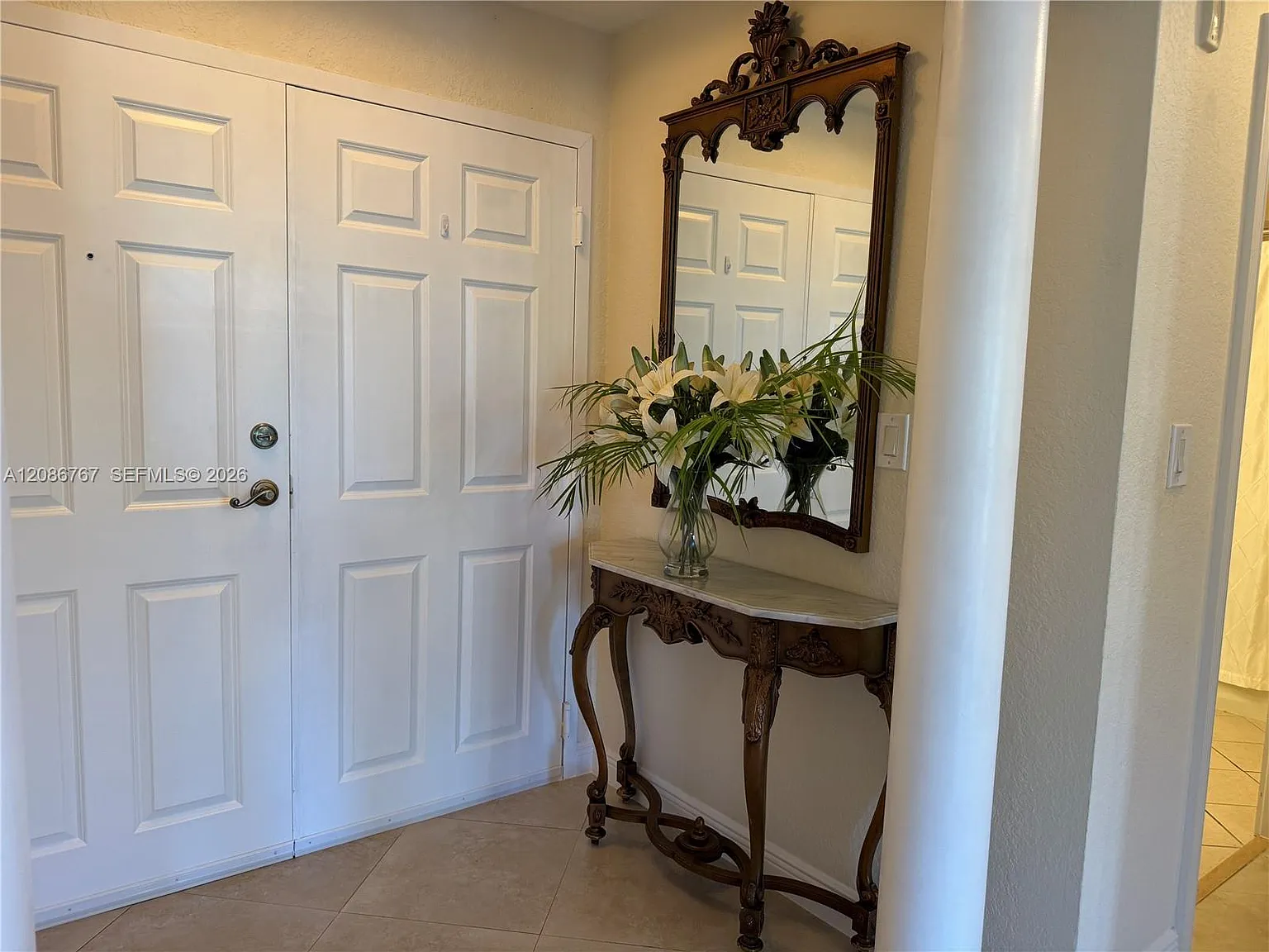 The Grande Condo — Photo 2