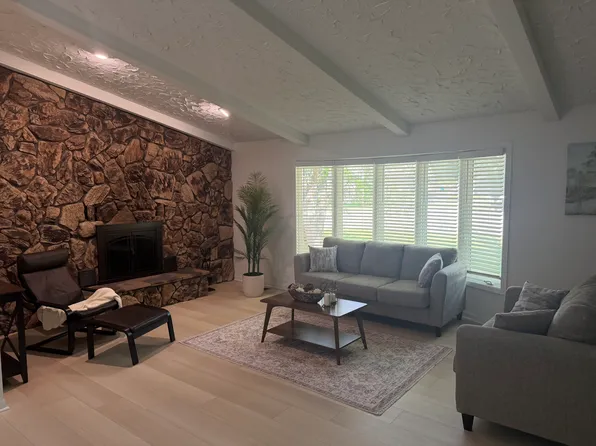 17420 County Road 24, Plymouth, MN 55447