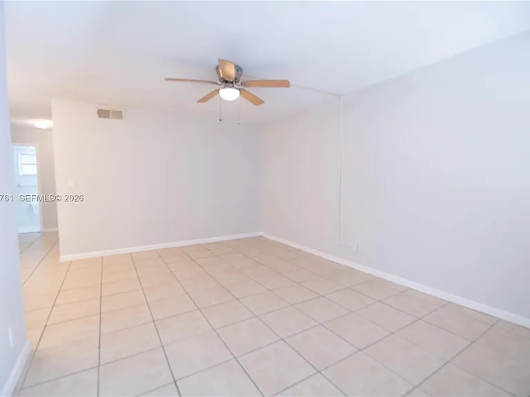606 S C St #103 — Photo 2