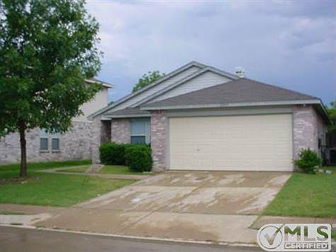 2nd image of 2805 Meadowlark Dr