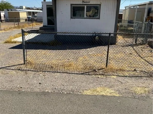 2104 Balboa Dr, Bullhead City, AZ 86442