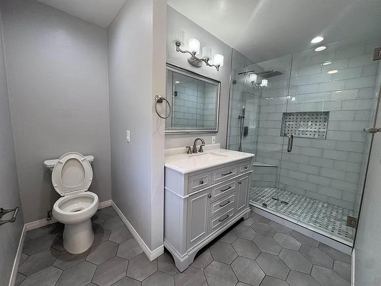3722 Del Mar Ave — Photo 8