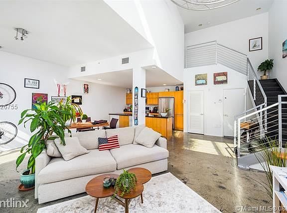 20180921210517730682000000-o