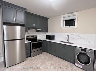 330 Hillmount Ave #4, Toronto, ON M6B 1Y7